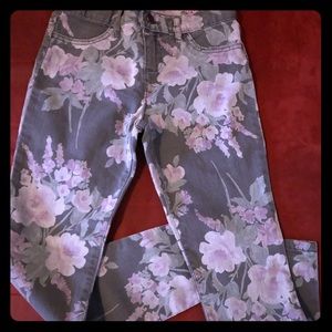 Girls Sz 10 Children’s Place floral jeggings New